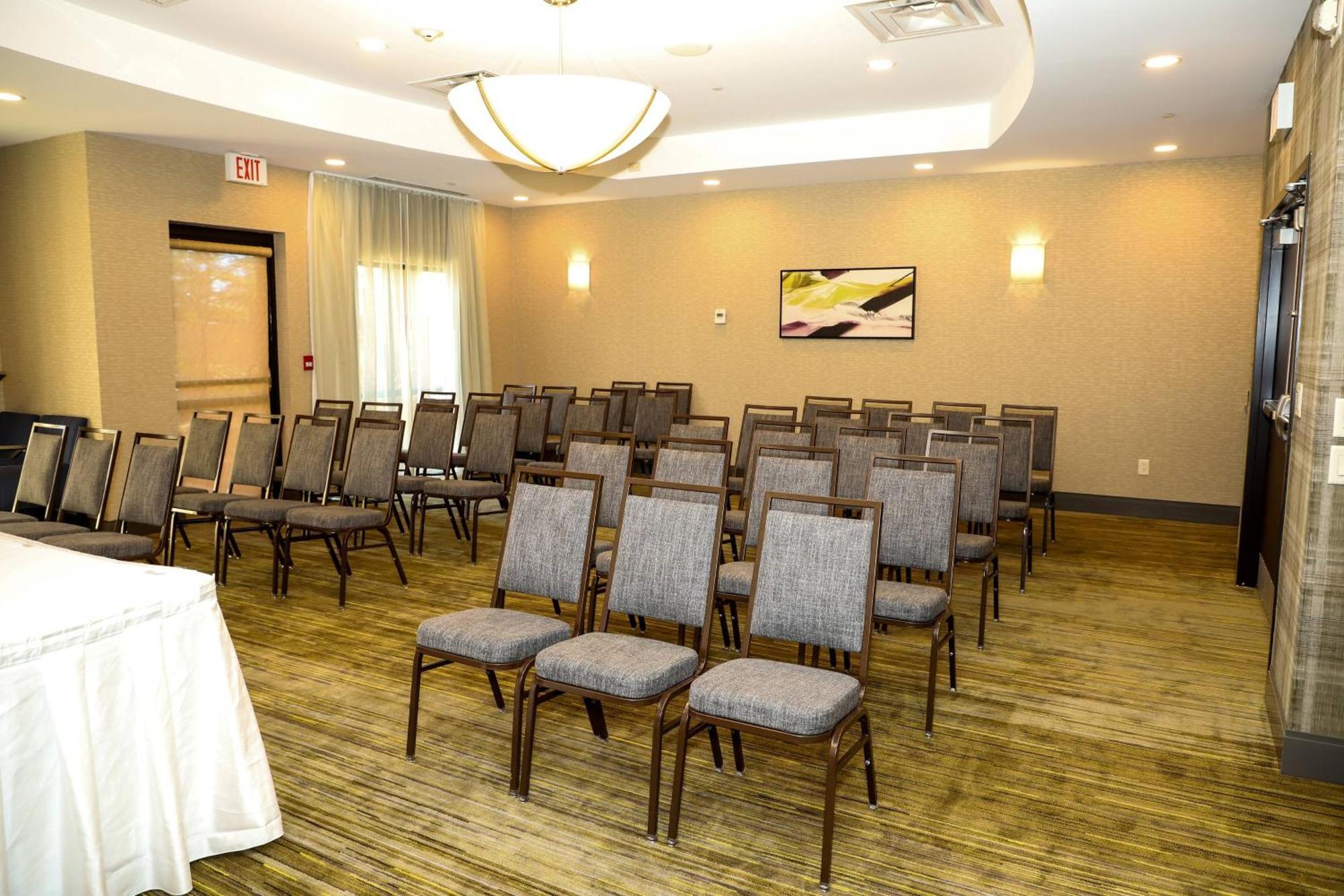 Courtyard By Marriott Toronto Brampton Hotel Екстериор снимка